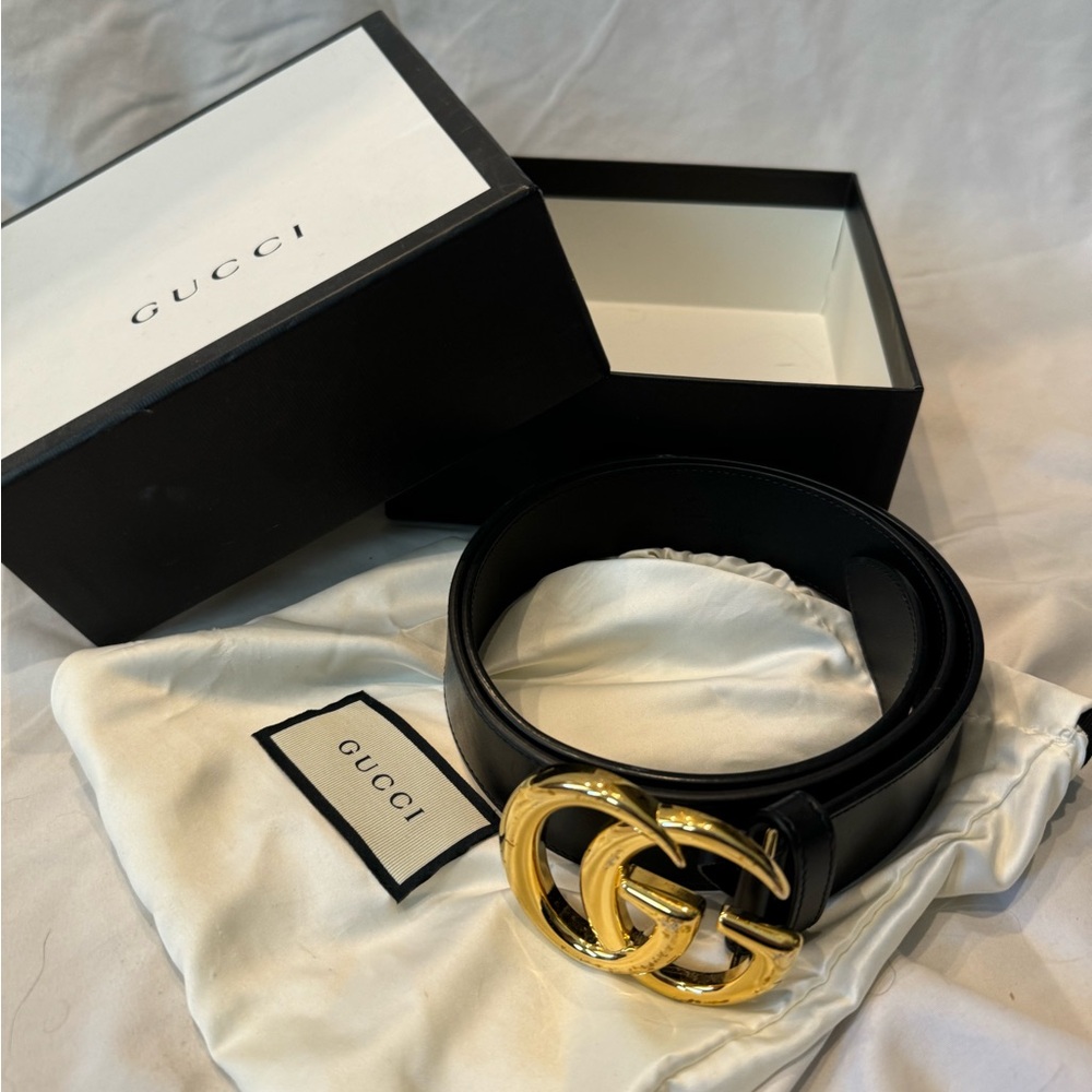 Gucci belt, slightly used, G